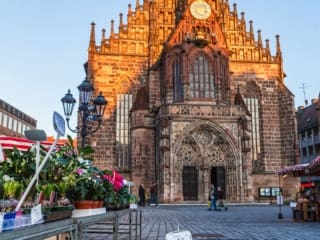 The Frauenkirche and Hauptmarkt, Nuremberg, Germany. N007