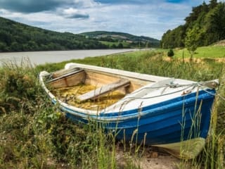 Landed boat by the River Blackwater at Ballynaclash Quay, County Waterford, Ireland. BW006