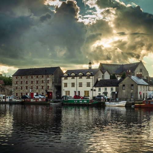 The town of Graiguenamanagh, on the River Barrow, County Kilkenny, Ireland. BR012