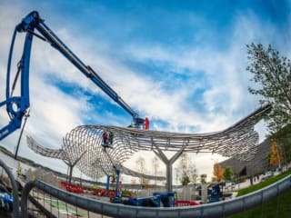 Installation of the 'Tay Whale' sculpture on Dundee Waterfront.