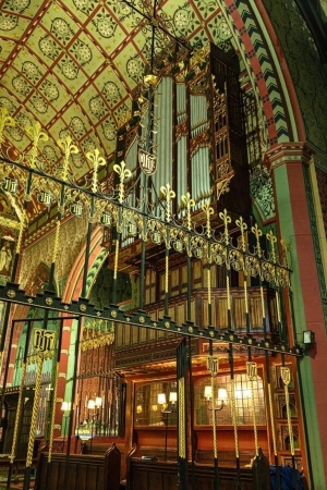 Interior of St Salvador's Church, Dundee, Scotland. DD150