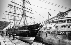 RRS Discovery, Dundee, Scotland. DM004