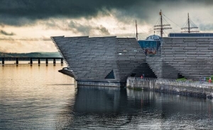 Dundee V &amp; A building at dusk, Dundee, Scotland. DD145