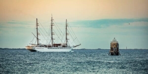 Sea Cloud Spirit sailing ship departing port from Dundee, Scotland. DD144