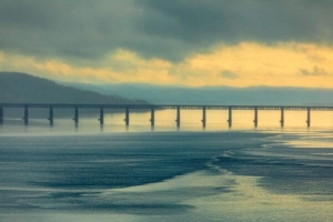 Tay Railway Bridge at dusk, Dundee, Scotland. DD146